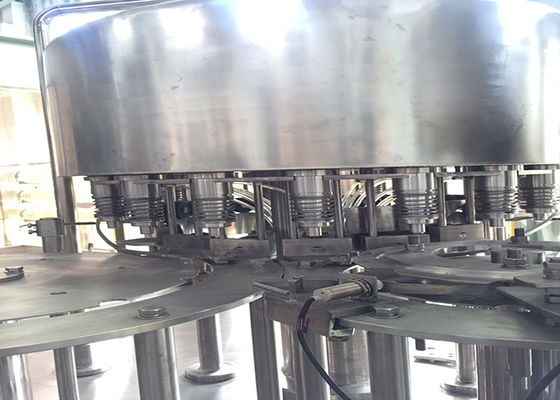 Полноавтоматическая машина завалки бутылки ЛЮБИМЦА машины завалки 8000б/Х фруктового сока пластиковая поставщик